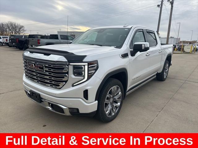 2023 GMC Sierra 1500 4WD Crew Cab Short Box Denali