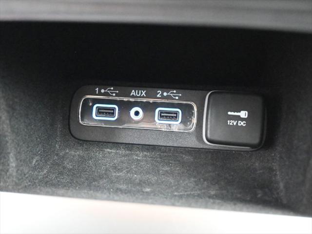 2019 Jeep Grand Cherokee Overland 4x4 2019 Jeep Grand Cherokee Overland 4x4