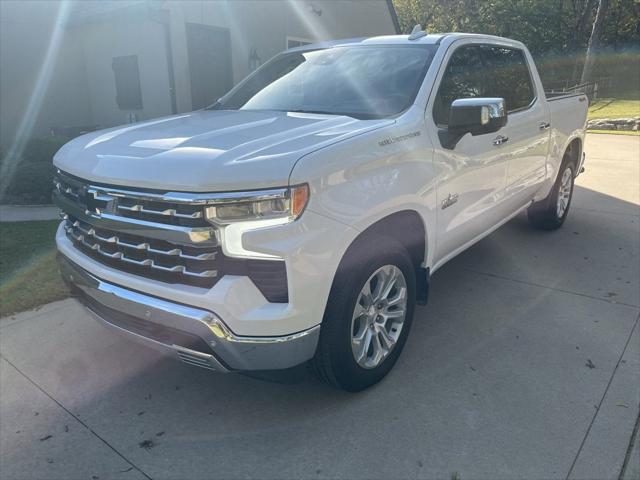 2022 Chevrolet Silverado 1500 4WD Crew Cab Short Bed LTZ