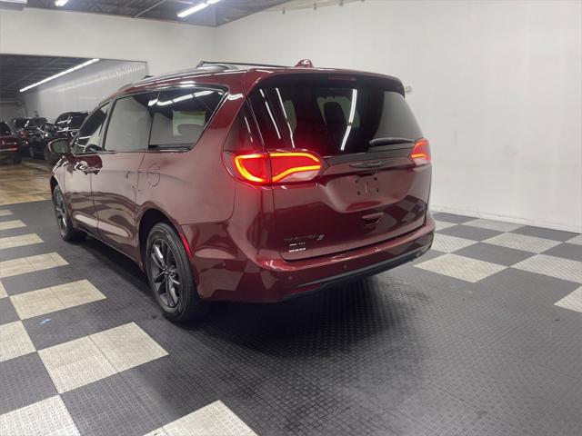 2020 Chrysler Pacifica AWD Launch Edition