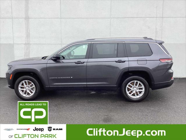 2022 Jeep Grand Cherokee L Laredo 4x4