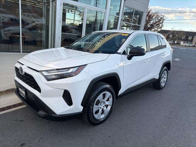 2025 Toyota RAV4 LE 2025 Toyota RAV4 LE