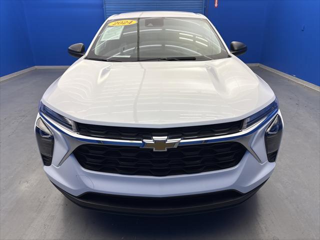2024 Chevrolet Trax FWD SP