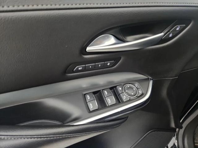 2023 Cadillac XT4 FWD Premium Luxury
