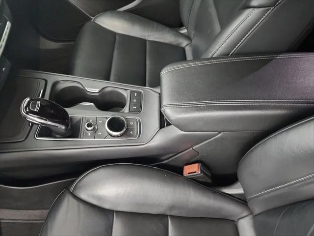 2023 Cadillac XT4 FWD Premium Luxury