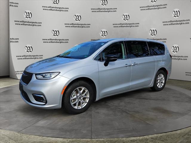 2024 Chrysler Pacifica Touring L 2024 Chrysler Pacifica Touring L