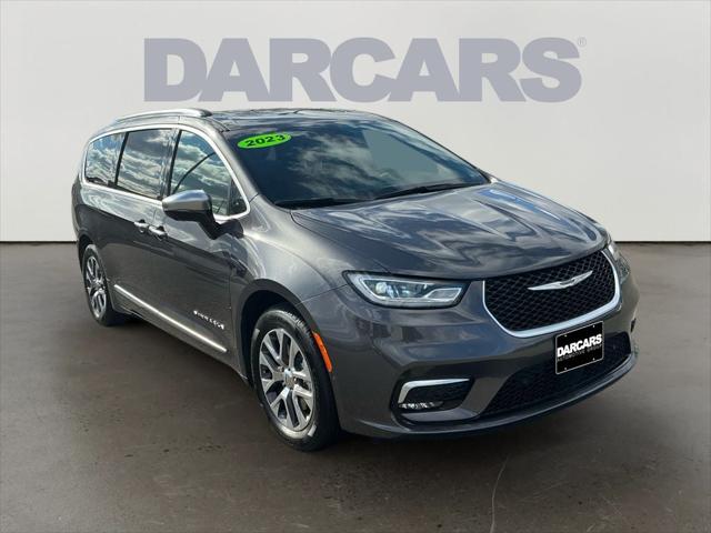 2023 Chrysler Pacifica Hybrid Pinnacle 2023 Chrysler Pacifica Hybrid Pinnacle