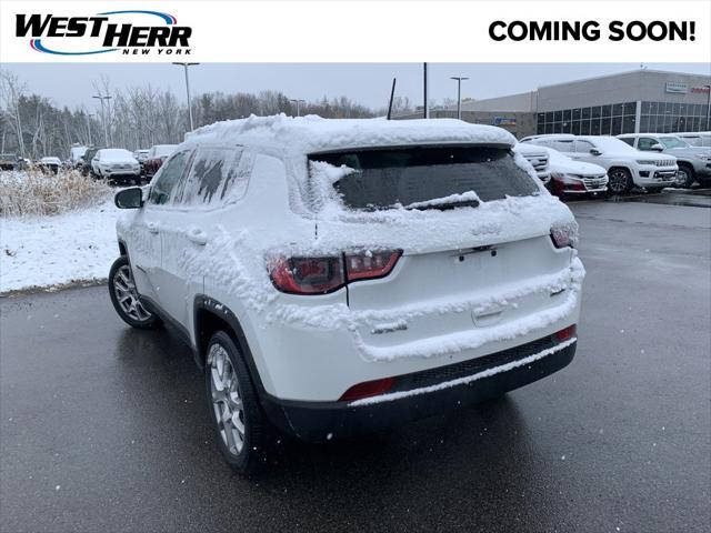 2022 Jeep Compass Latitude Lux 4x4