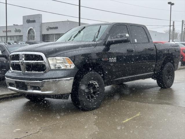 2017 RAM 1500 Tradesman Crew Cab 4x4 57 Box 2017 RAM 1500 Tradesman Crew Cab 4x4 57 Box