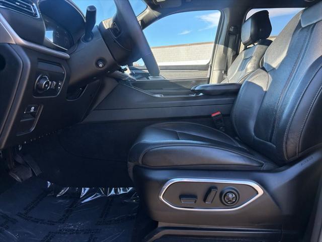 2023 Wagoneer Wagoneer L Series II 4x4 2023 Wagoneer Wagoneer L Series II 4x4