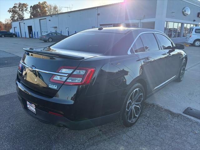 2016 Ford Taurus SHO 2016 Ford Taurus SHO
