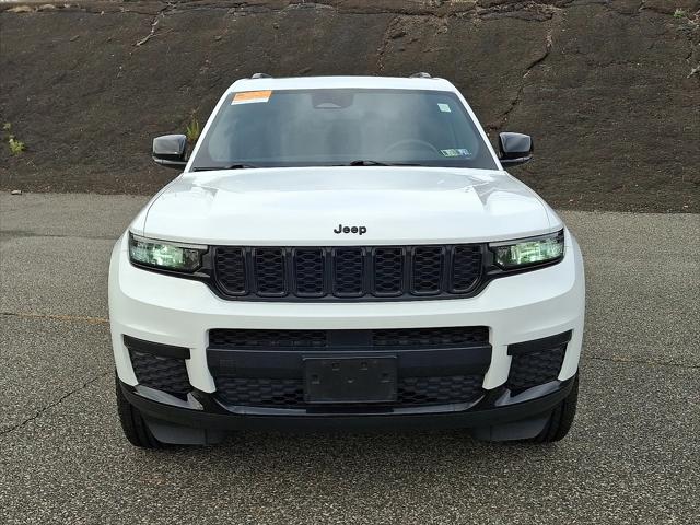 2023 Jeep Grand Cherokee L Altitude 4x4 2023 Jeep Grand Cherokee L Altitude 4x4
