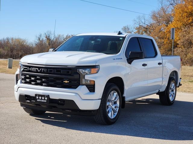 2022 Chevrolet Silverado 1500 2WD Crew Cab Short Bed Custom 2022 Chevrolet Silverado 1500 2WD Crew Cab Short Bed Custom