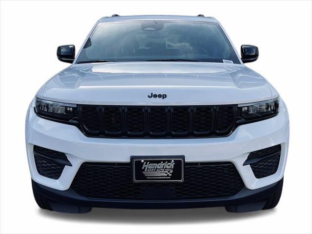 2023 Jeep Grand Cherokee Altitude 4x4 2023 Jeep Grand Cherokee Altitude 4x4