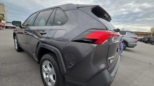 2019 Toyota RAV4 Hybrid LE