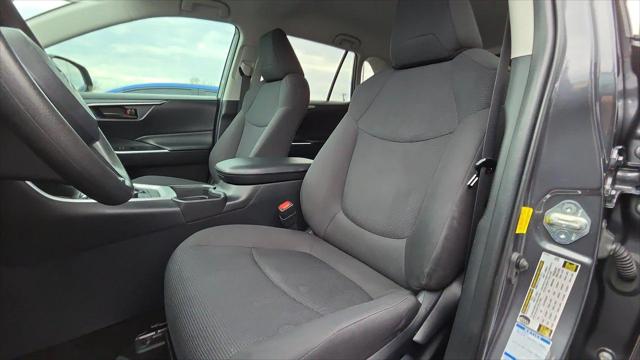 2019 Toyota RAV4 Hybrid LE
