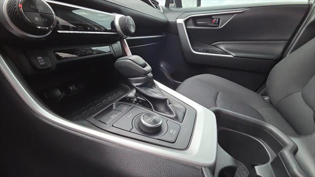 2019 Toyota RAV4 Hybrid LE