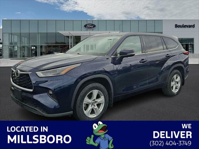 2022 Toyota Highlander LE