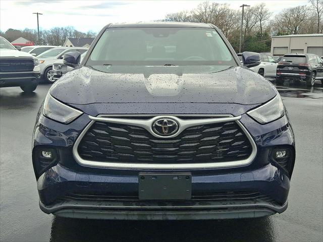 2022 Toyota Highlander LE