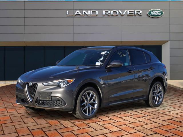 2018 Alfa Romeo Stelvio Ti Sport AWD 2018 Alfa Romeo Stelvio Ti Sport AWD