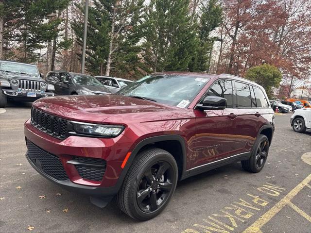 2024 Jeep Grand Cherokee Altitude 4x2 2024 Jeep Grand Cherokee Altitude 4x2