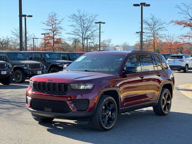 2024 Jeep Grand Cherokee Altitude 4x2 2024 Jeep Grand Cherokee Altitude 4x2