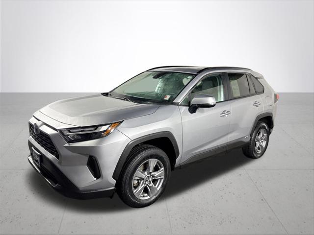 2022 Toyota RAV4 Hybrid XLE