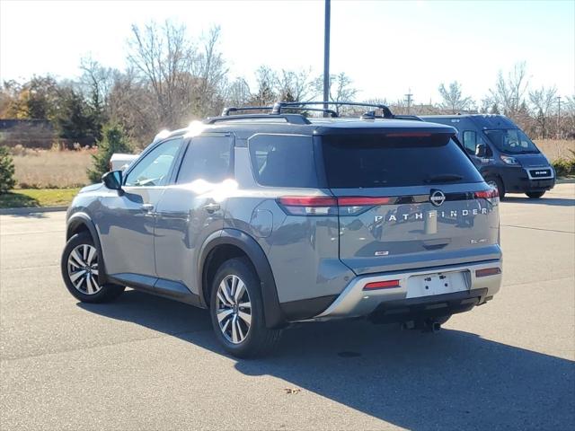 2022 Nissan Pathfinder SL 4WD