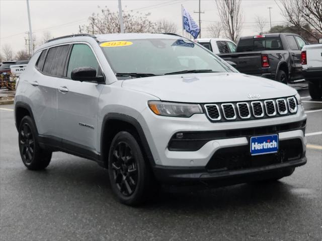 2024 Jeep Compass Latitude Lux FWD