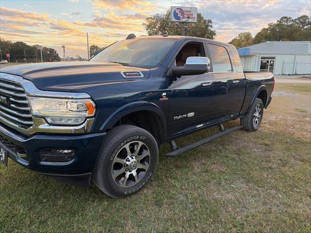 2022 RAM 3500 Limited Longhorn Mega Cab 4x4 64 Box