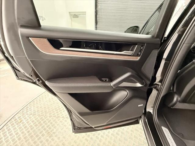2025 Porsche Cayenne Cayenne