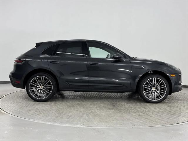 2025 Porsche Macan Macan