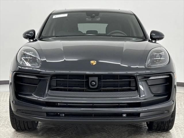 2025 Porsche Macan Macan