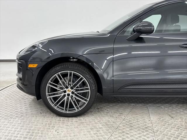 2025 Porsche Macan Macan