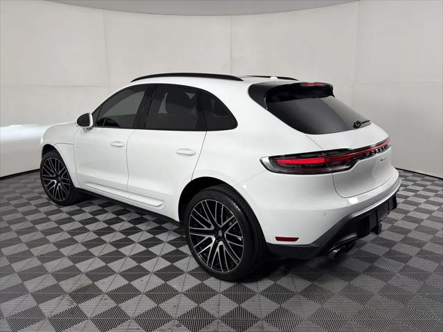 2025 Porsche Macan Macan