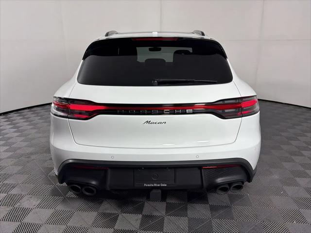 2025 Porsche Macan Macan