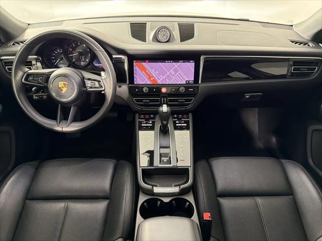 2025 Porsche Macan Macan