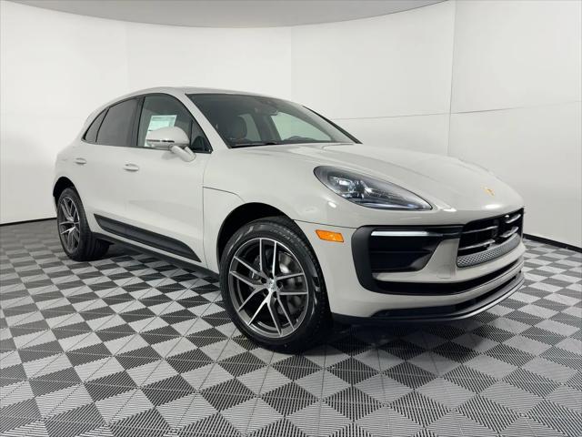 2026 Porsche Macan Macan