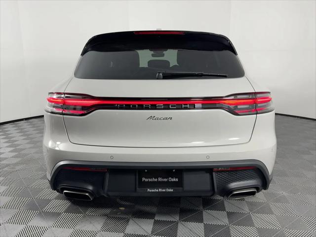 2026 Porsche Macan Macan