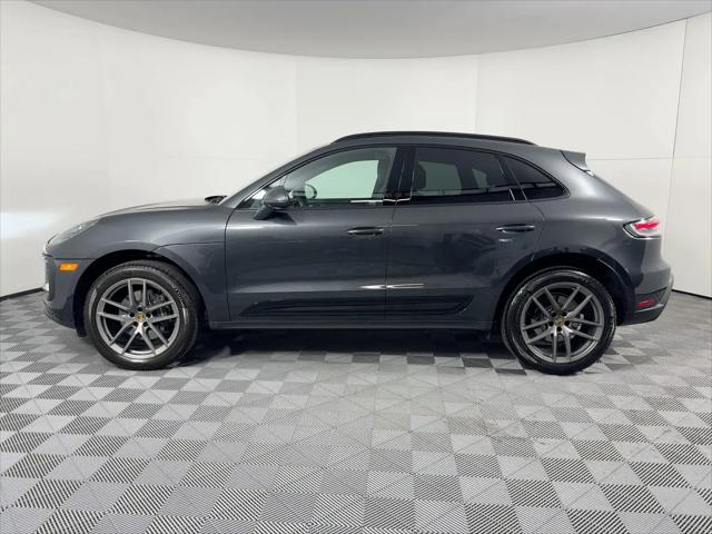 2025 Porsche Macan Macan