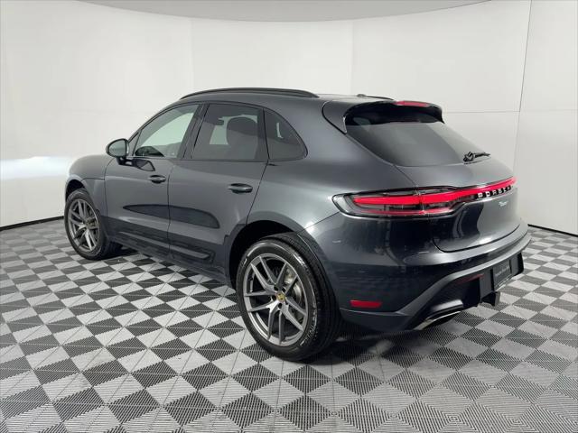 2025 Porsche Macan Macan