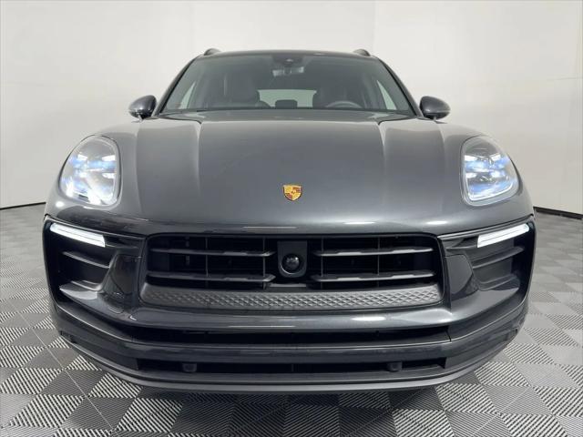 2025 Porsche Macan Macan