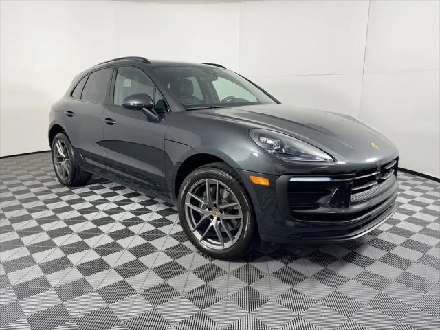 2025 Porsche Macan Macan