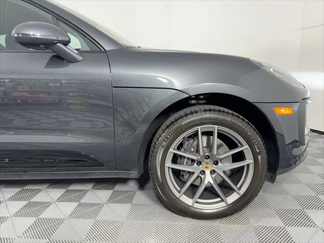 2025 Porsche Macan Macan