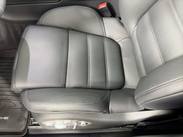 2025 Porsche Macan Macan