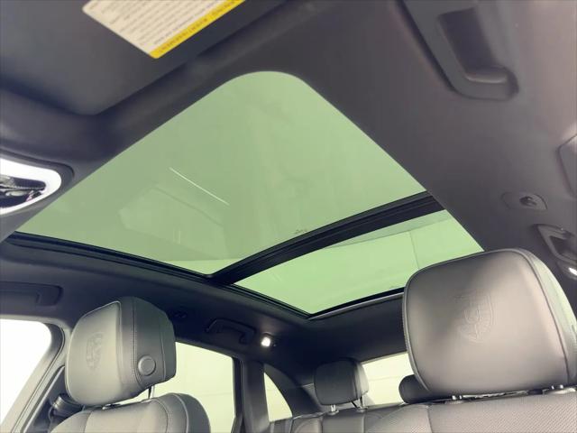 2025 Porsche Macan Macan