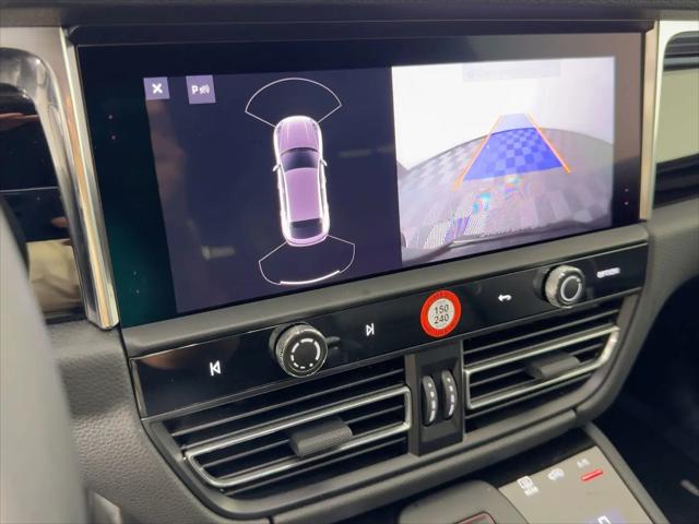 2025 Porsche Macan Macan