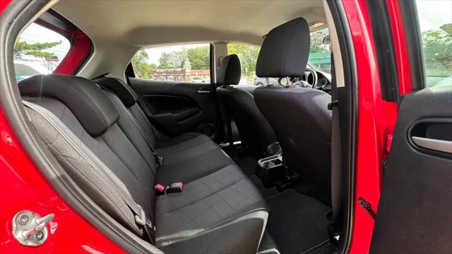 2013 Mazda Mazda2 Sport