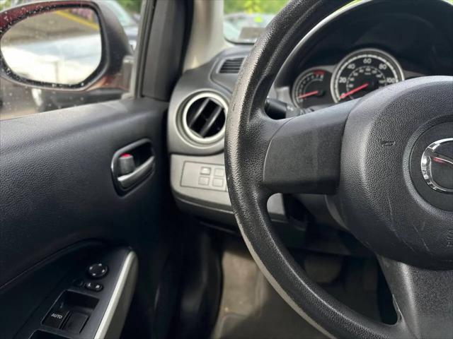 2013 Mazda Mazda2 Sport