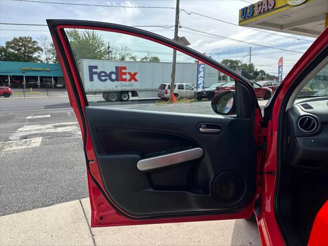 2013 Mazda Mazda2 Sport